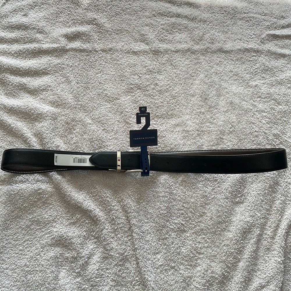 Tommy Hilfiger Reversible Black/Brown Belt size 40